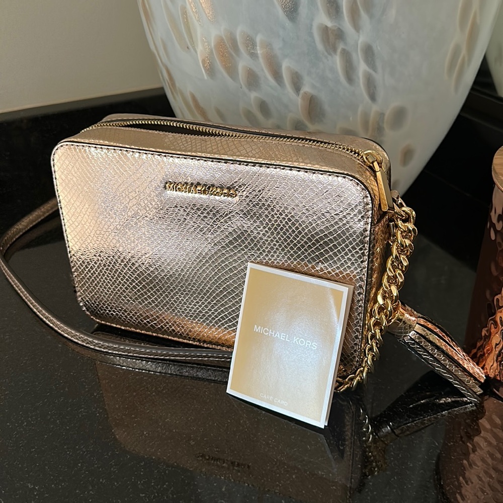 New Michael Kors pink gold camera bag - subtle reptile pattern - never used!